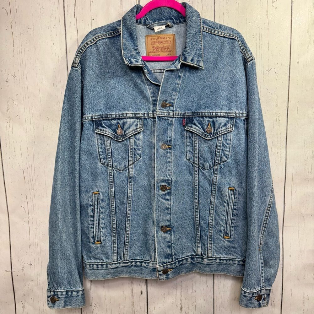 Vintage Levis 70507 Trucker Jacket L Mens Blue Denim Y2K Classic 90s Streetwear